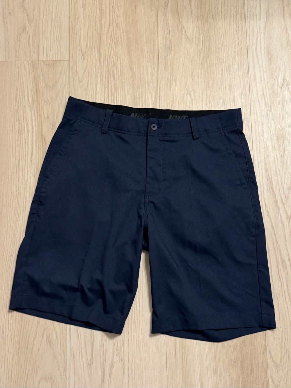 Nike Dri-FIT Men's Golf Shorts Standard Fit Navy Blue Mens Size 33 like new